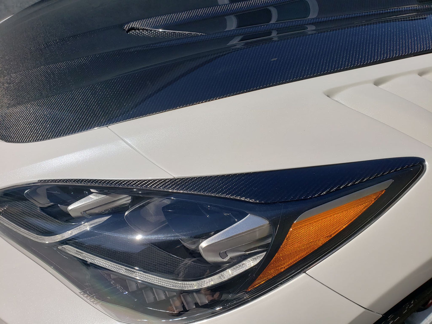 Kia Stinger SBGT CF Eyelids
