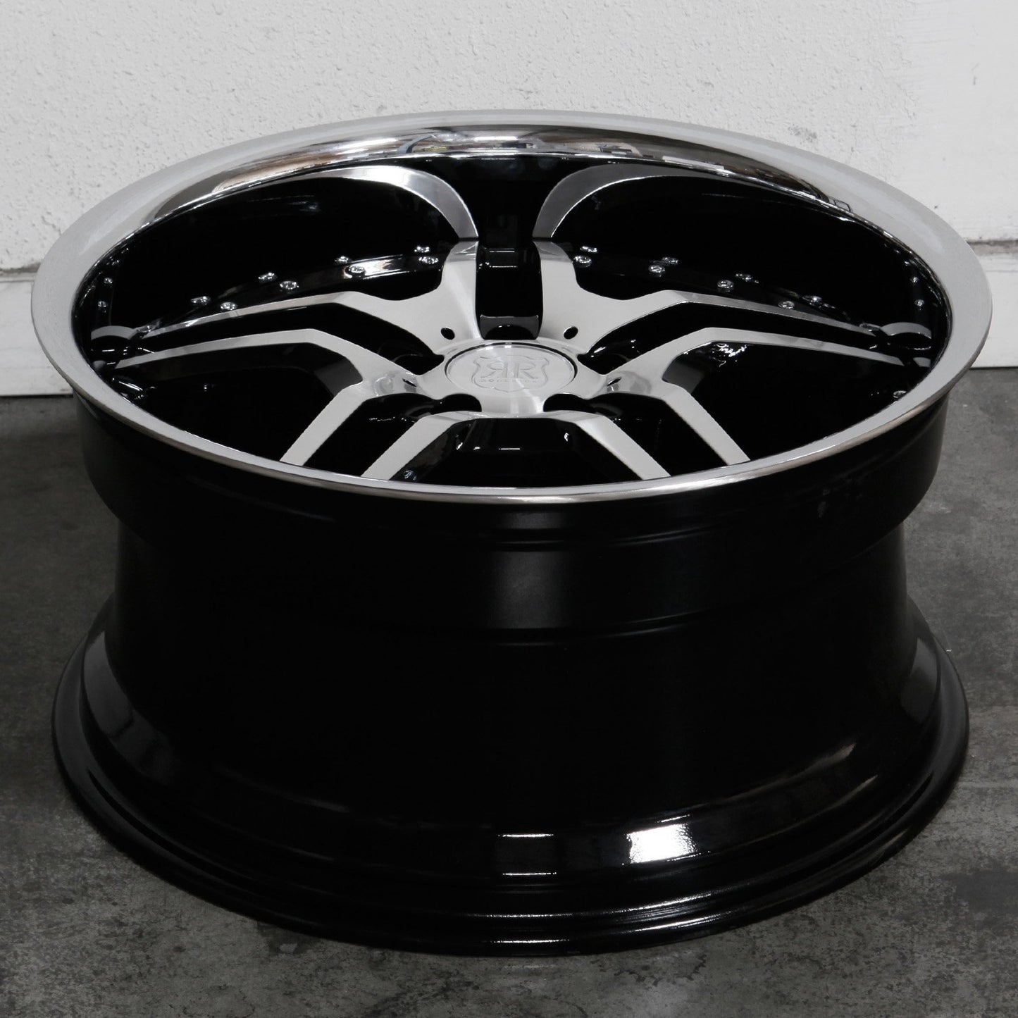MRR Wheels RW2 Black Chrome Lip