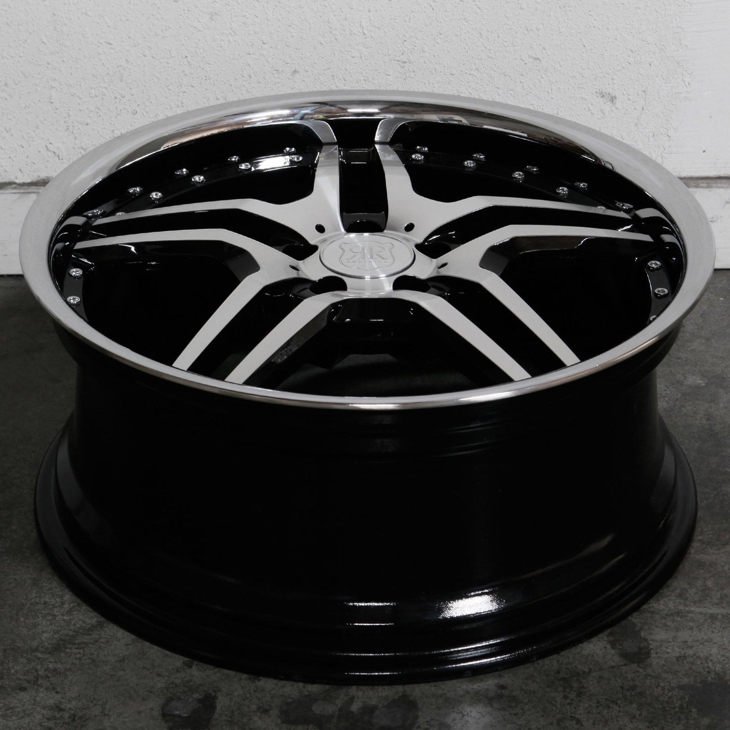 MRR Wheels RW2 Black Chrome Lip
