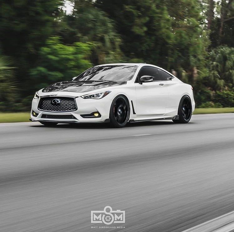 2017+ Q60 Coupe AMS CF Hood/ with low pressure struts