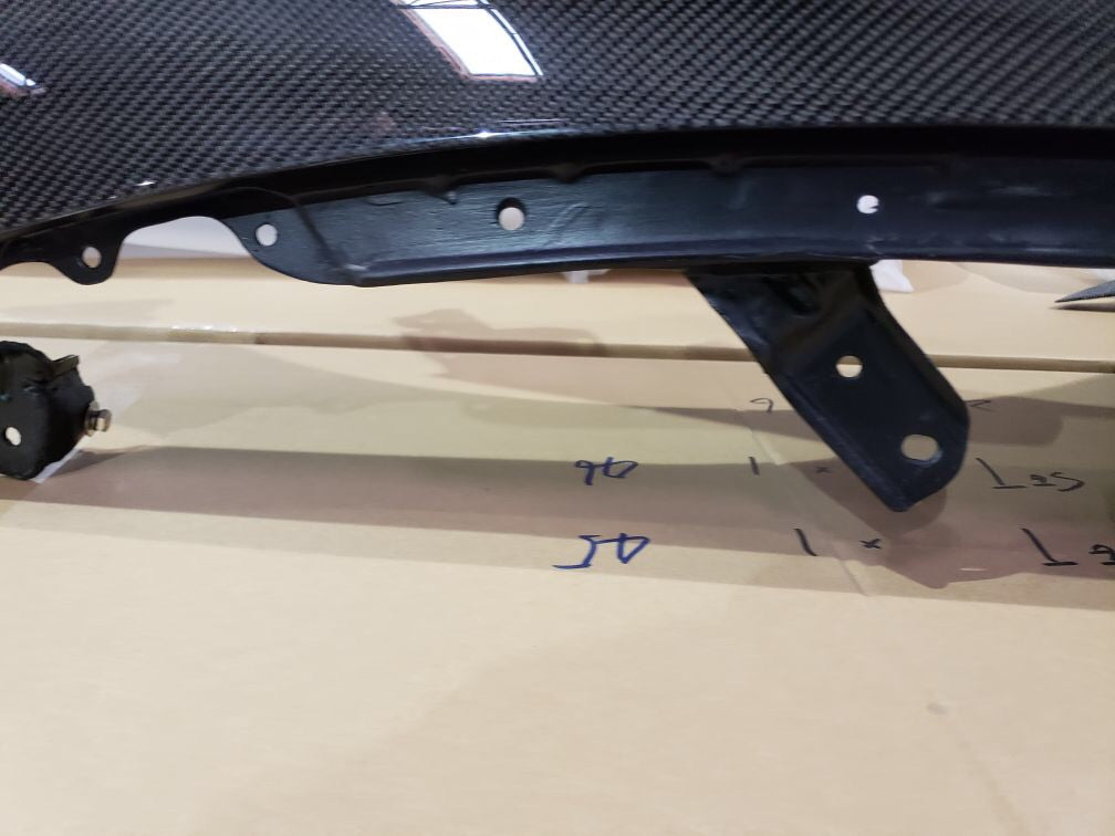 2017+ Q60 Coupe OEM CF Fenders Pair