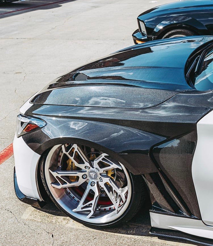 2017+ Q60 Coupe SBGT CF Fenders Pair